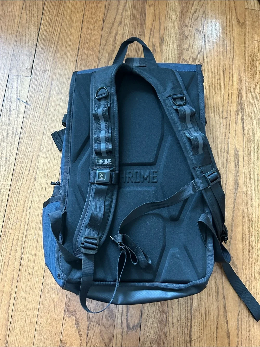 Chrome Industries Barrage Backpack 22L
